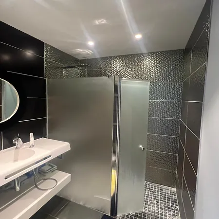 Willa Maison Piscine 4 *